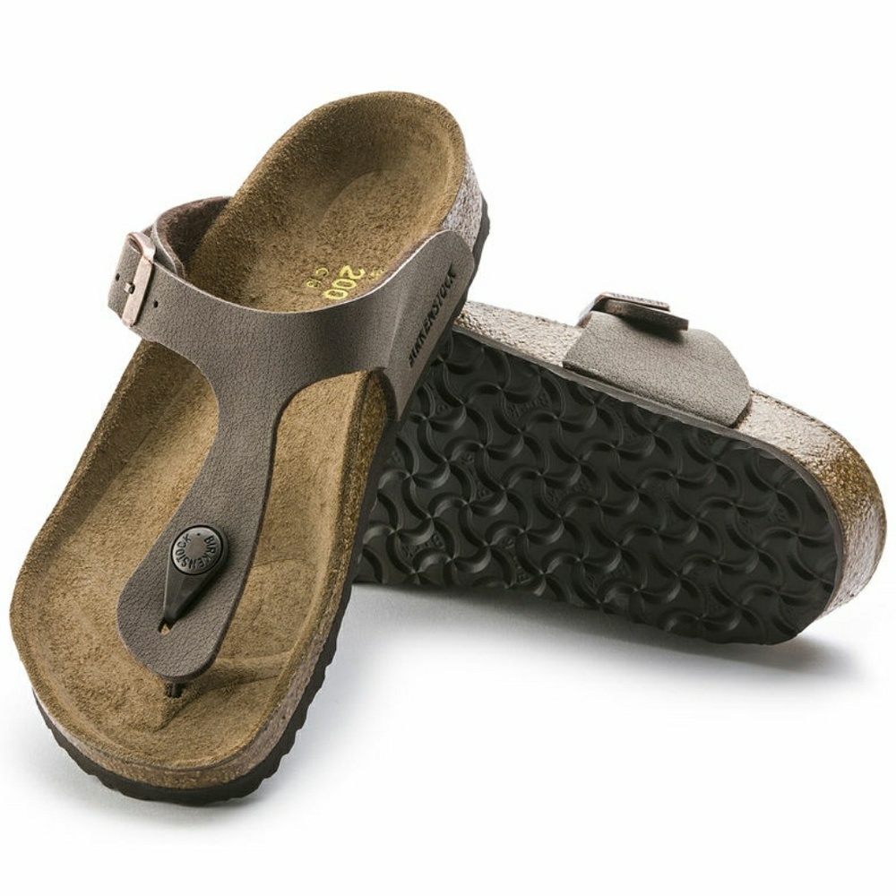 NWT Birkenstock Gizeh sandals